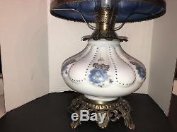 Vintage Gone With The Wind Table Lamp Brass Footed Base White Milk Glass