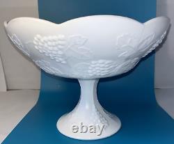 Vintage Gorgeous Pedestal Bowl Milk Glass Fruit Grapes Large Scallop Colony Foil