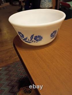 Vintage Hazel Atlas Blue Cornflower Milk Glass Set Of 3