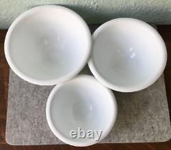 Vintage Hocking Vitrock Bright White Milk Glass Ribbed Mixing Nesting Bowls 3