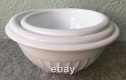 Vintage Hocking Vitrock Bright White Milk Glass Ribbed Mixing Nesting Bowls 3