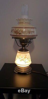 Vintage Hurricane Lamp Quoizel 1978 Wild White Roses Milk Glass