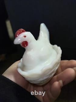 Vintage Indiana Glass Milk White Hen On Nest Candy Dish! Great Condition