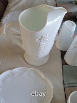 Vintage Indiana Milk Glass Harvest Grape 22 Piece Collection