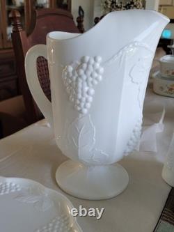 Vintage Indiana Milk Glass Harvest Grape 22 Piece Collection