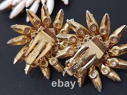 Vintage Judy Lee White Milk Glass Rhinestone Gold Tone Brooch Clip Earrings Set