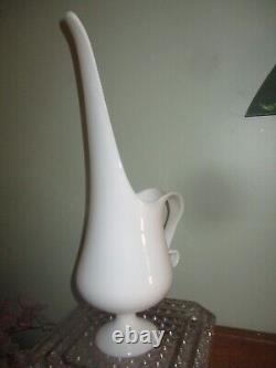 Vintage Le Smith Glass XL MCM Swung Pitcher Ewer Vase Htf Milk Glass Smoothie