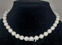 Vintage Miriam Haskell Choker White Milk Glass Beads With Floral Theme Hook