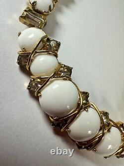 Vintage Necklace Hattie Carnegie White Milk Glass Cabochon Wire Clip On Earrings