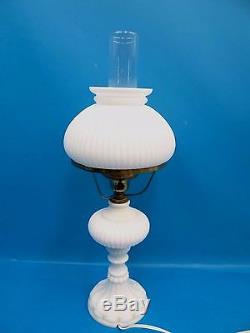 Vintage Old White Milk Glass Electric Table Lamp Light Lighting Scalloped Globe