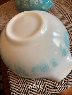 Vintage PYREX 3 Piece Turquoise Amish Butterprint Cinderella Mixing Bowl Set