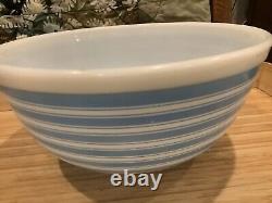 Vintage PYREX Blue & White Stripe NESTING BOWL 403 2 1/2 QT Mid Century Style