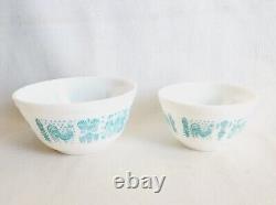 Vintage PYREX Butterprint Amish Nesting Bowls 401 / 402 Set 2 White & Turquoise