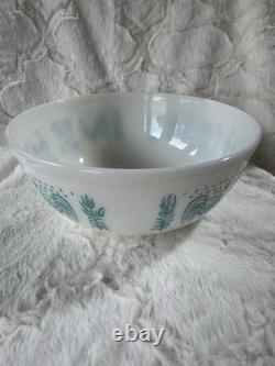 Vintage PYREX Mixing Bowl #404 Amish Butterprint Turquoise On White 4 Quart