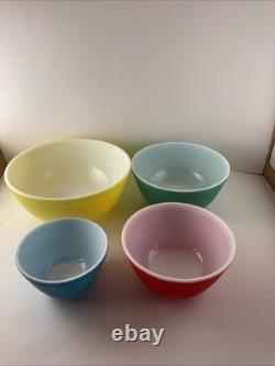 Vintage PYREX PRIMARY COLORS Set of 4 Nesting Bowls 1950's 401 402 403 404