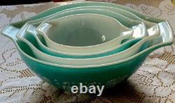 Vintage Pyrex 4 Peice Nesting Set In Turquoise Amish Butterprint Cinderella