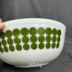 Vintage Pyrex 404 Green Dot (Green Dots) Bowl 4 Quart White Milk Glass USA