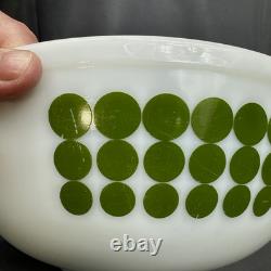 Vintage Pyrex 404 Green Dot (Green Dots) Bowl 4 Quart White Milk Glass USA