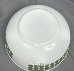 Vintage Pyrex 404 Green Dot (Green Dots) Bowl 4 Quart White Milk Glass USA