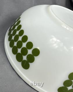 Vintage Pyrex 404 Green Dot (Green Dots) Bowl 4 Quart White Milk Glass USA