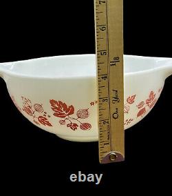 Vintage Pyrex 443 Mixing Bowl Pink Gooseberry Print White Milk Glass 2.5 qt