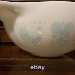 Vintage Pyrex Amish Butterprint Cinderella Mixing 4 Qt Bowl Aqua White 444