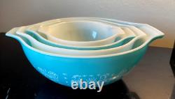 Vintage Pyrex Amish Butterprint Cinderella Mixing Bowls Turquoise/White 4pc Set
