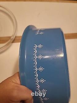 Vintage Pyrex Blue Snowflake Garland 664 Big Bertha 4 Qt With LID