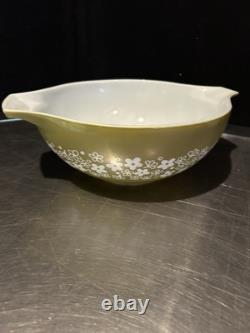 Vintage Pyrex Cinderella Nesting Mixing Bowl Green White Daisy Retro Set Of 4