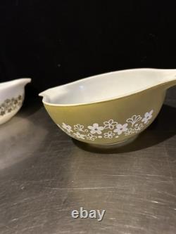 Vintage Pyrex Cinderella Nesting Mixing Bowl Green White Daisy Retro Set Of 4