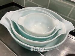 Vintage Pyrex Complete Set 4 Amish Butterprint Cinderella Mixing Bowls 441-444