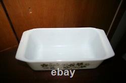 Vintage Pyrex Crazy Daisy Spring Blossom Lasagna Bread Brownie Pans