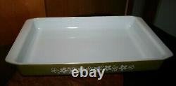 Vintage Pyrex Crazy Daisy Spring Blossom Lasagna Bread Brownie Pans