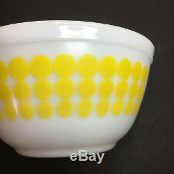 Vintage Pyrex DOT Mixing Nesting Bowls Set of 4 Green Blue Yellow Red