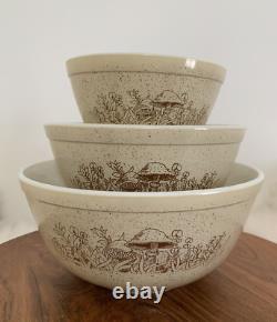 Vintage Pyrex Forest Fancy Nesting Mixing Bowls (Set of 3)