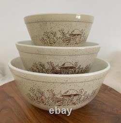 Vintage Pyrex Forest Fancy Nesting Mixing Bowls (Set of 3)