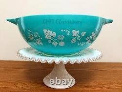 Vintage Pyrex JAJ Turquoise Goooseberry Cinderella Mixing Bowl (4 Quart)