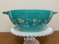 Vintage Pyrex JAJ Turquoise Goooseberry Cinderella Mixing Bowl (4 Quart)