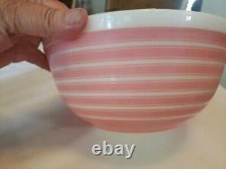 Vintage Pyrex Pink Stripe Bowl 403 2.5 Qt. RARE TO FIND Nesting bowl