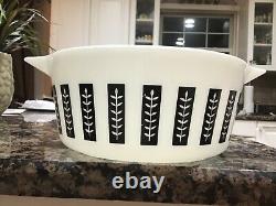 Vintage Pyrex Promotional Gourmet Casserole Black and White 1961