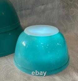 Vintage Pyrex Robin Egg Blue Turquoise Mixing Bowls 402, 403, 404, Very Good