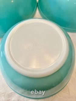 Vintage Pyrex Robin Egg Blue Turquoise Mixing Bowls 402, 403, 404, Very Good