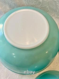 Vintage Pyrex Robin Egg Blue Turquoise Mixing Bowls 402, 403, 404, Very Good