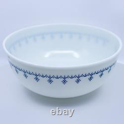 Vintage Pyrex Snowflake Blue Garland Mixing Bowl 404 4 Quart Bowl USA 1970s MCM