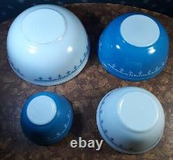 Vintage Pyrex Snowflake Garland blue/white Mixing Bowl Set of 4 VGC undamaged