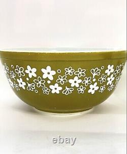Vintage Pyrex Spring Blossom CRAZY DAISY Green 3-Piece Mixing Bowls EUC