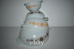 Vintage Pyrex Town & Country Set of 4 Cinderella Nesting Mixing Bowls