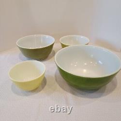 Vintage Pyrex Verde Green Nesting Mixing Bowl Set 4 bowl set