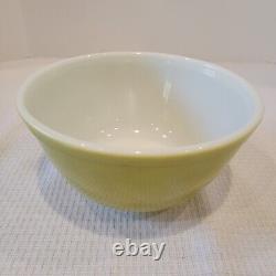 Vintage Pyrex Verde Green Nesting Mixing Bowl Set 4 bowl set