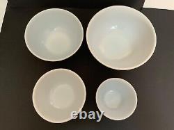 Vintage Pyrex'Woodland' Nesting Mixing Bowls set of four 401 404